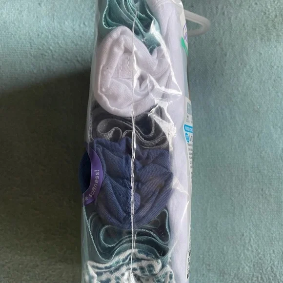 HANES Ultimate Breathable Cotton Bikinis Size 7 Tagless-7 pack - Picture 4 of 5